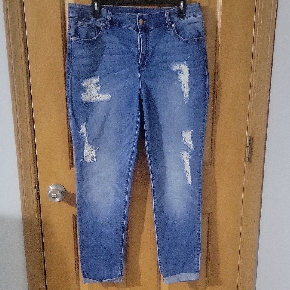 Chico's Distressed Ankle Jeans in Blue